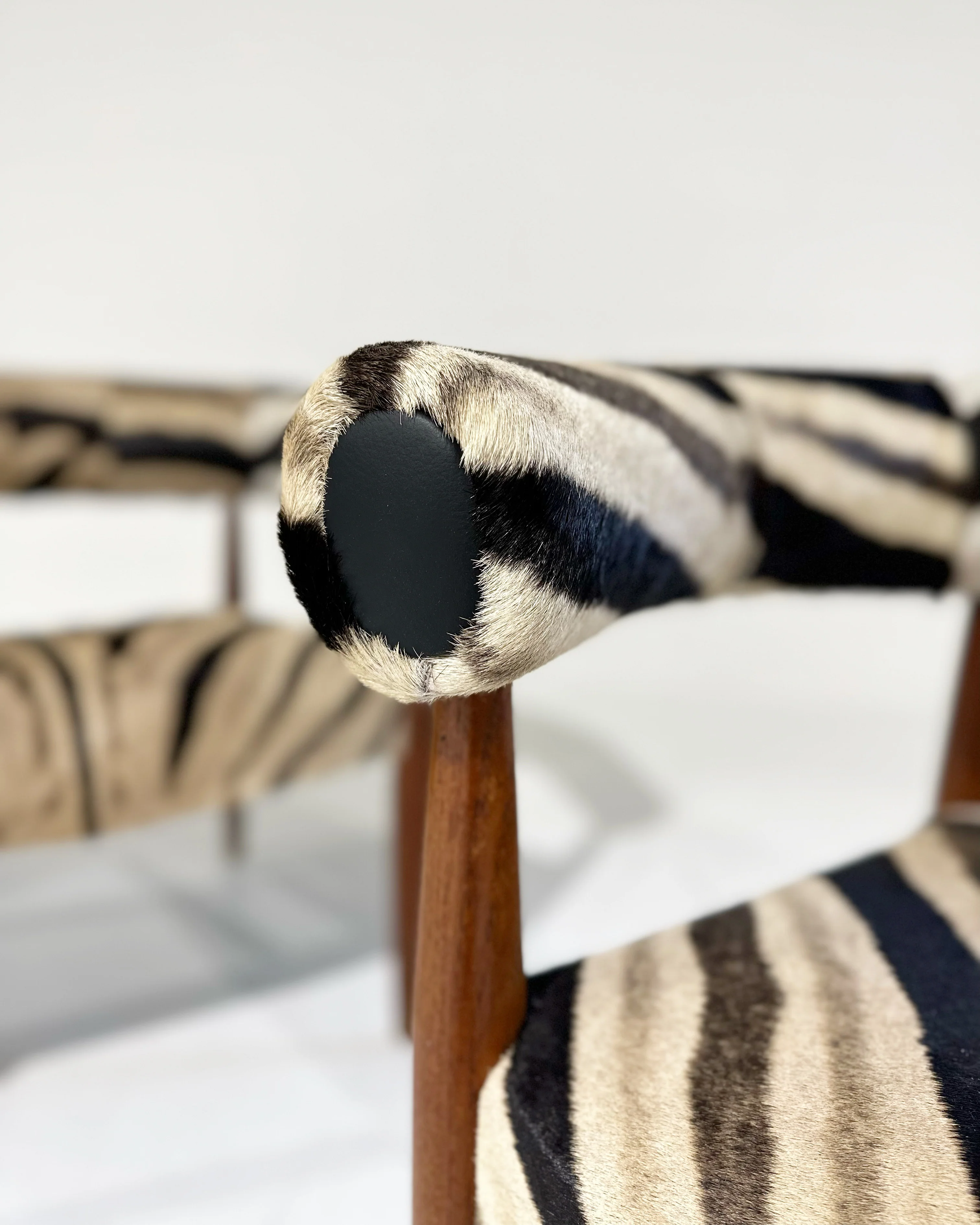 Ring Lounge Chairs in Zebra Hide - Image 7
