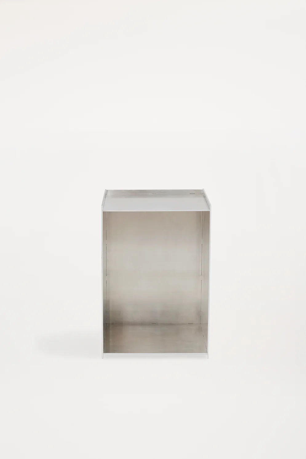 Rivet Box Table | Aluminum - Image 6