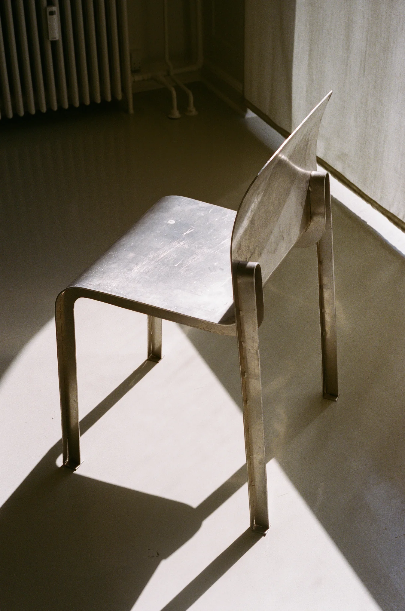Rivet Chair | Aluminum - Image 2