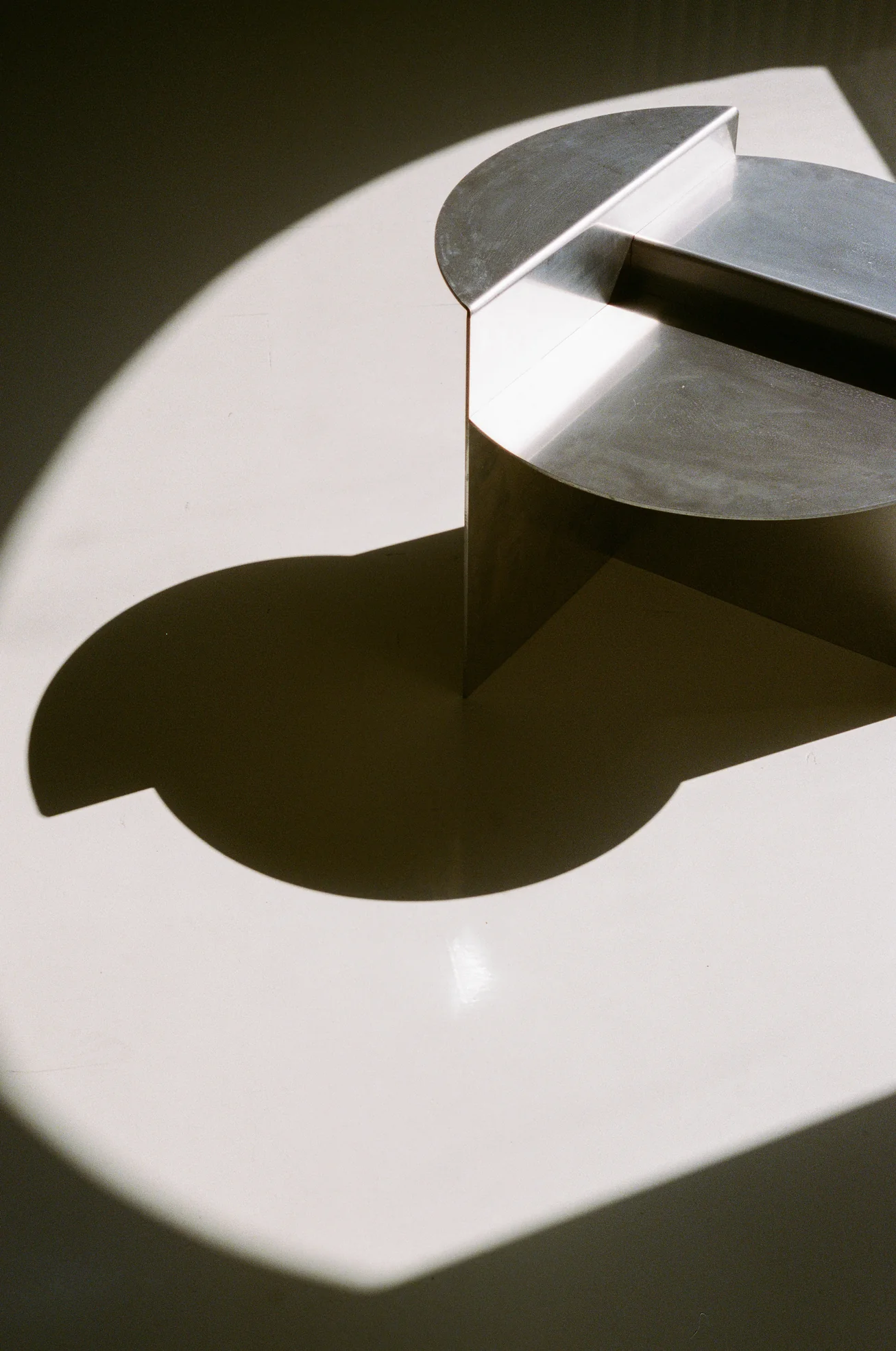 Rivet Side Table | Aluminum - Image 10