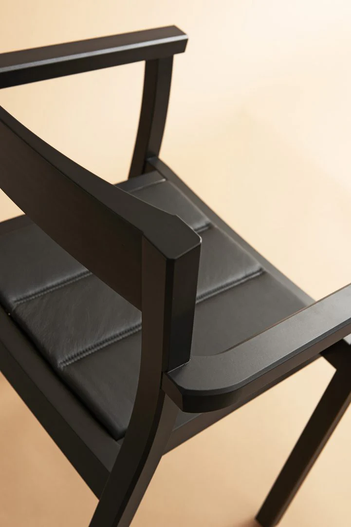 Ronja Armchair - Version 2 - Image 4