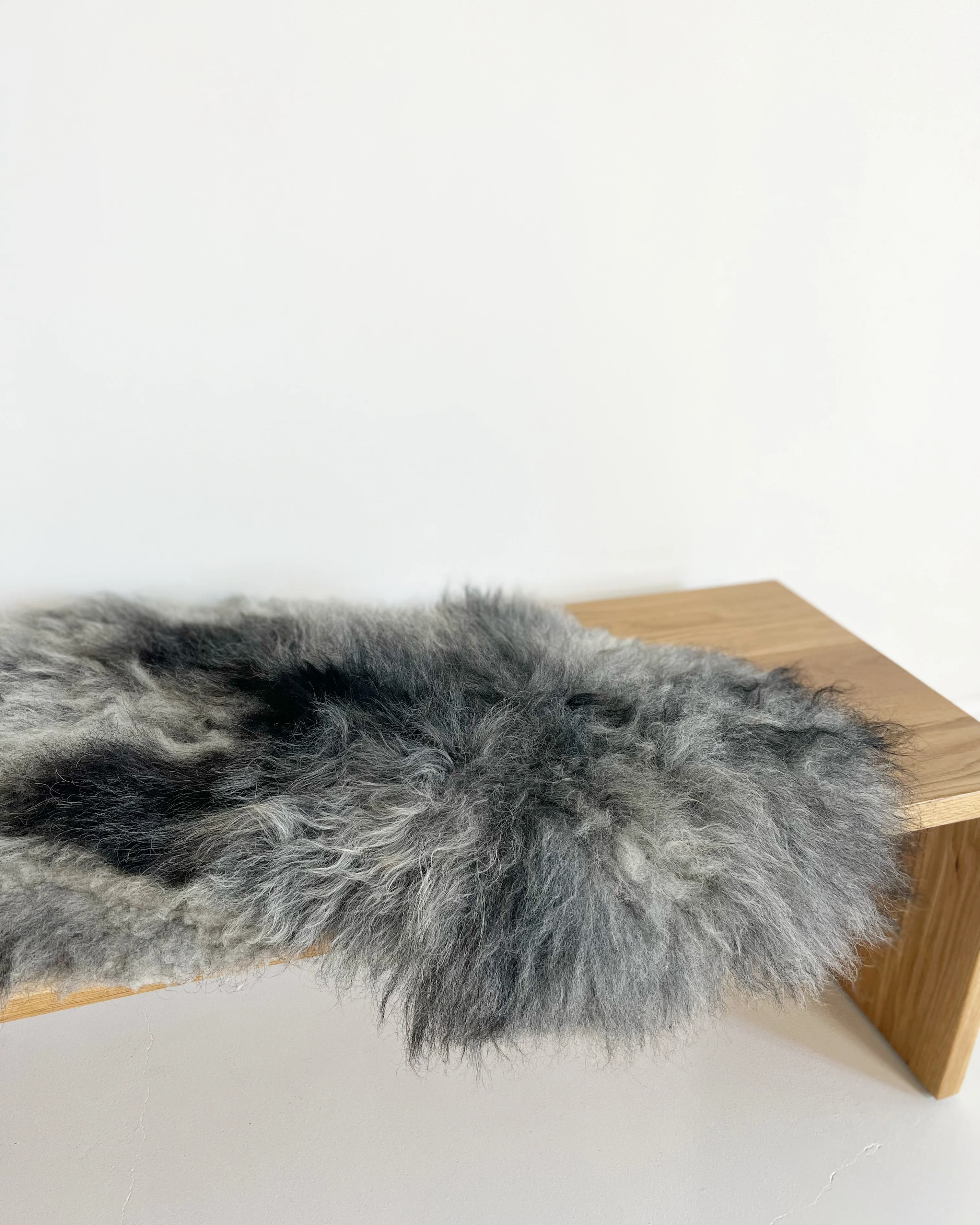 Scotland Sheepskin Rug - Image 4