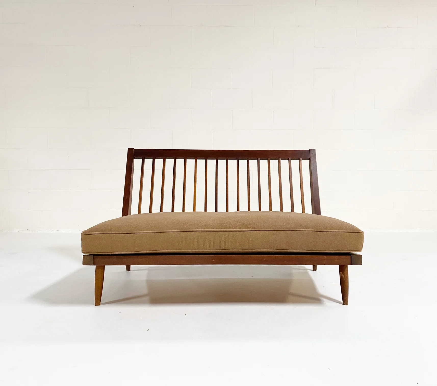 Settee with Loro Piana Cashmere Cushions - Image 8