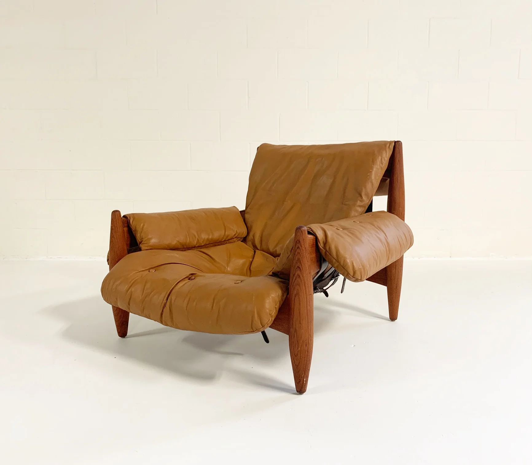Sheriff Style Chair