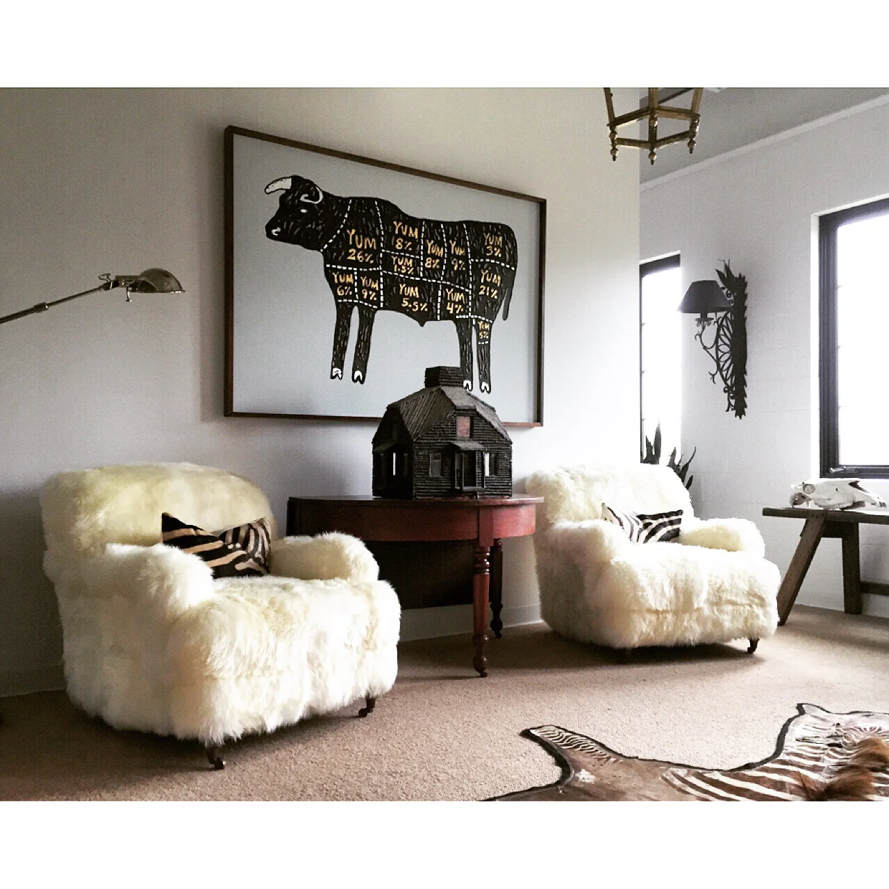Armchairs in New Zealand Sheepskin, pair - Image 2