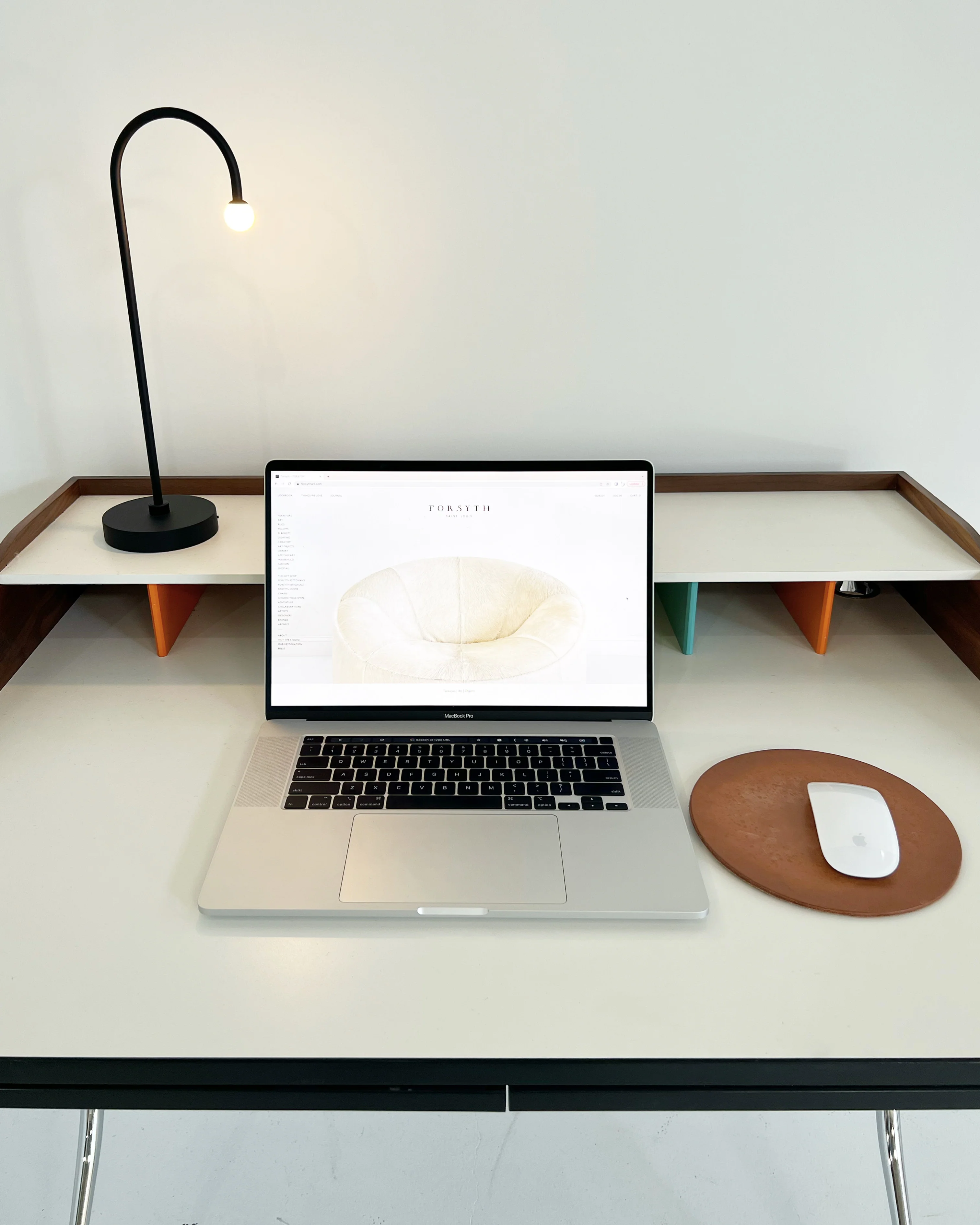 Model 5850 Swag-Leg Desk - Image 4