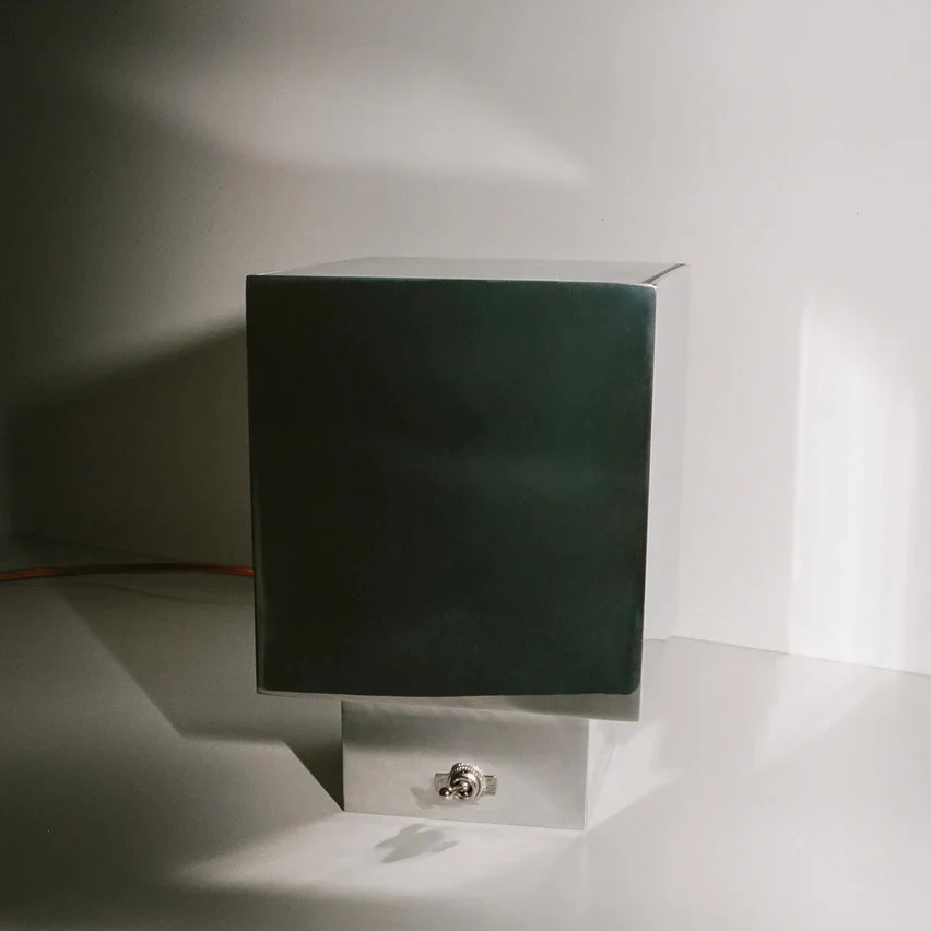 Table Lamp 01 - Image 5