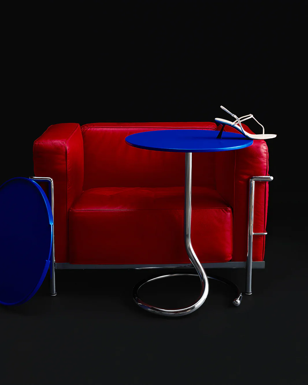 The 5–9 TV Tray Table, Bathroom Tile Blue - Image 6