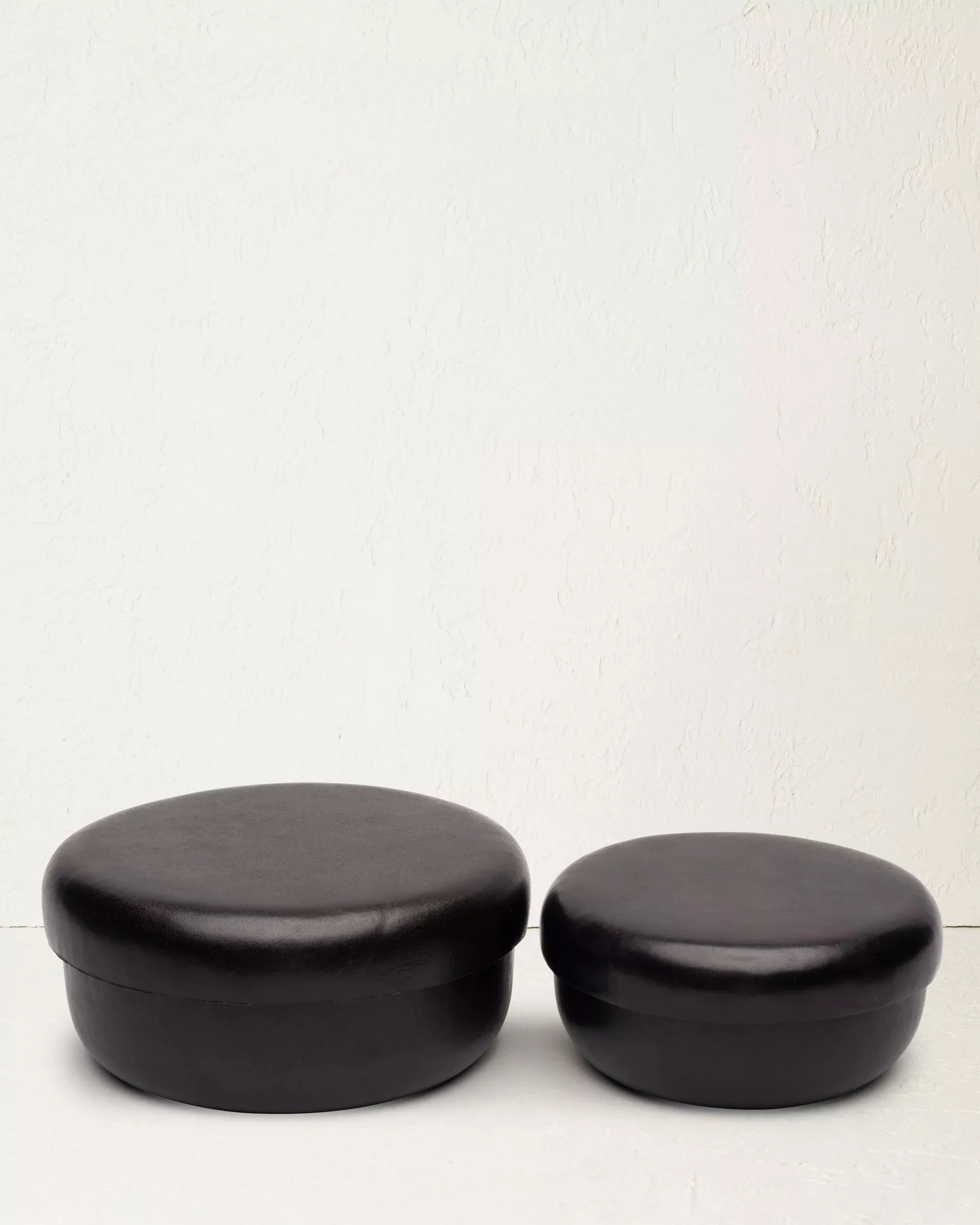 The Box Set in Molded Leather - Black - Image 6