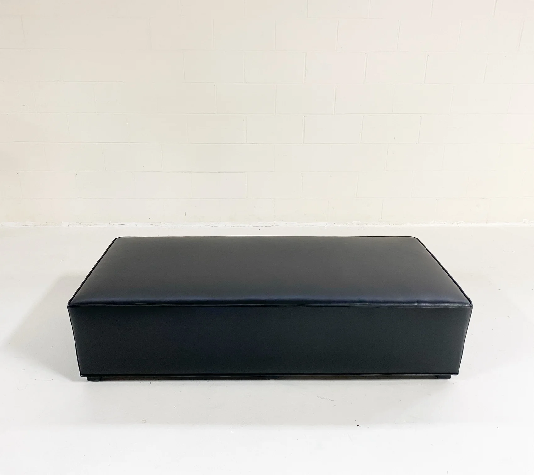 The Forsyth Large Ottoman in Leather - Image 3