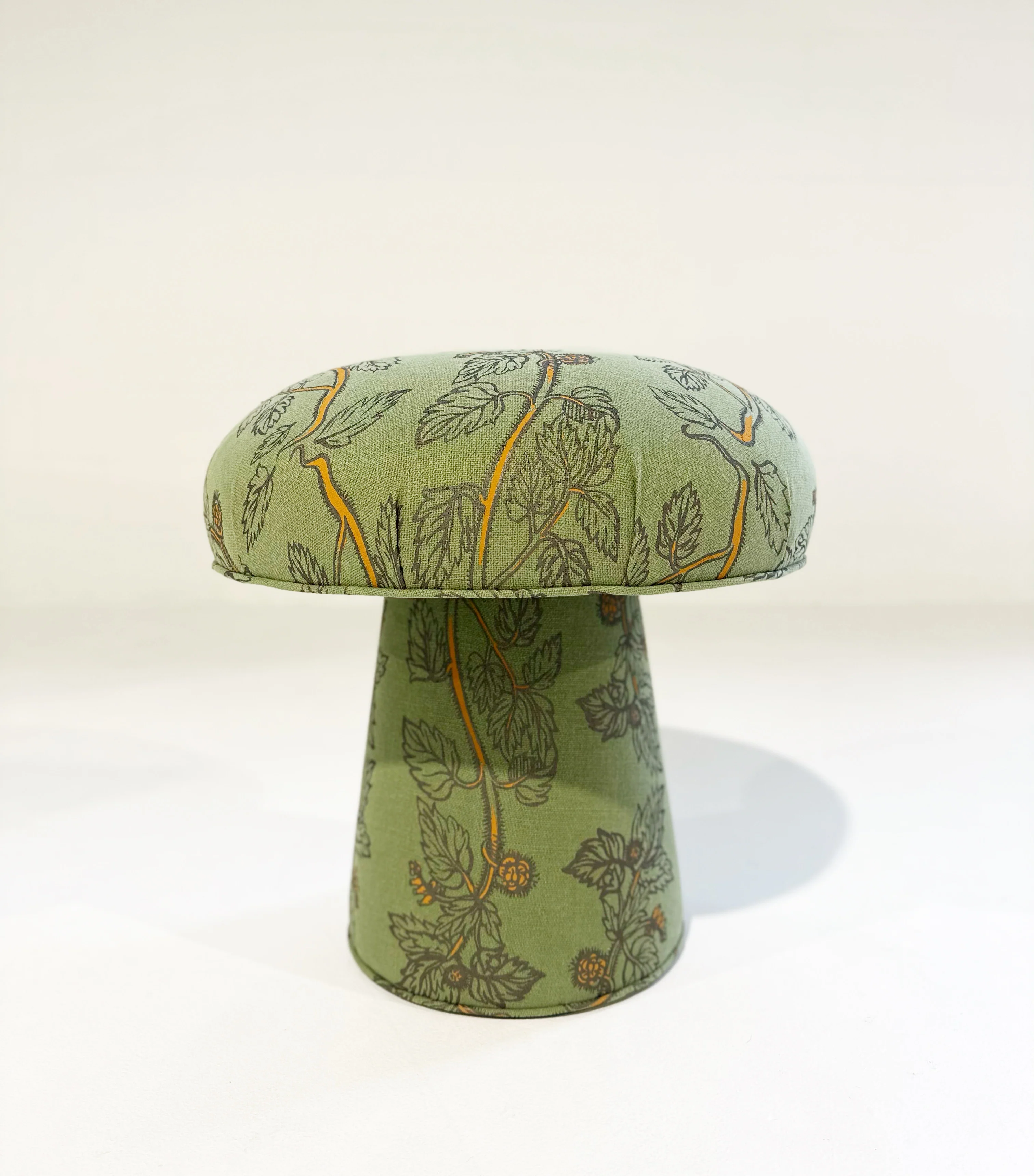 The Forsyth Mushroom Pouf in Beata Heuman Nettle Linen - Image 4