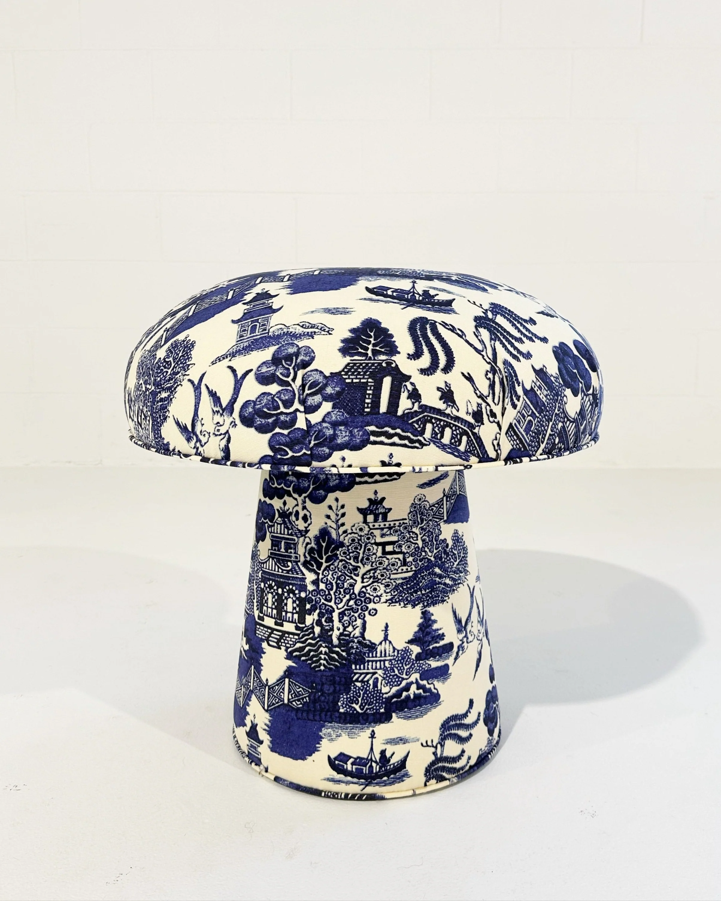 The Forsyth Mushroom Pouf in Beata Heuman Willow Linen Cotton - Image 6