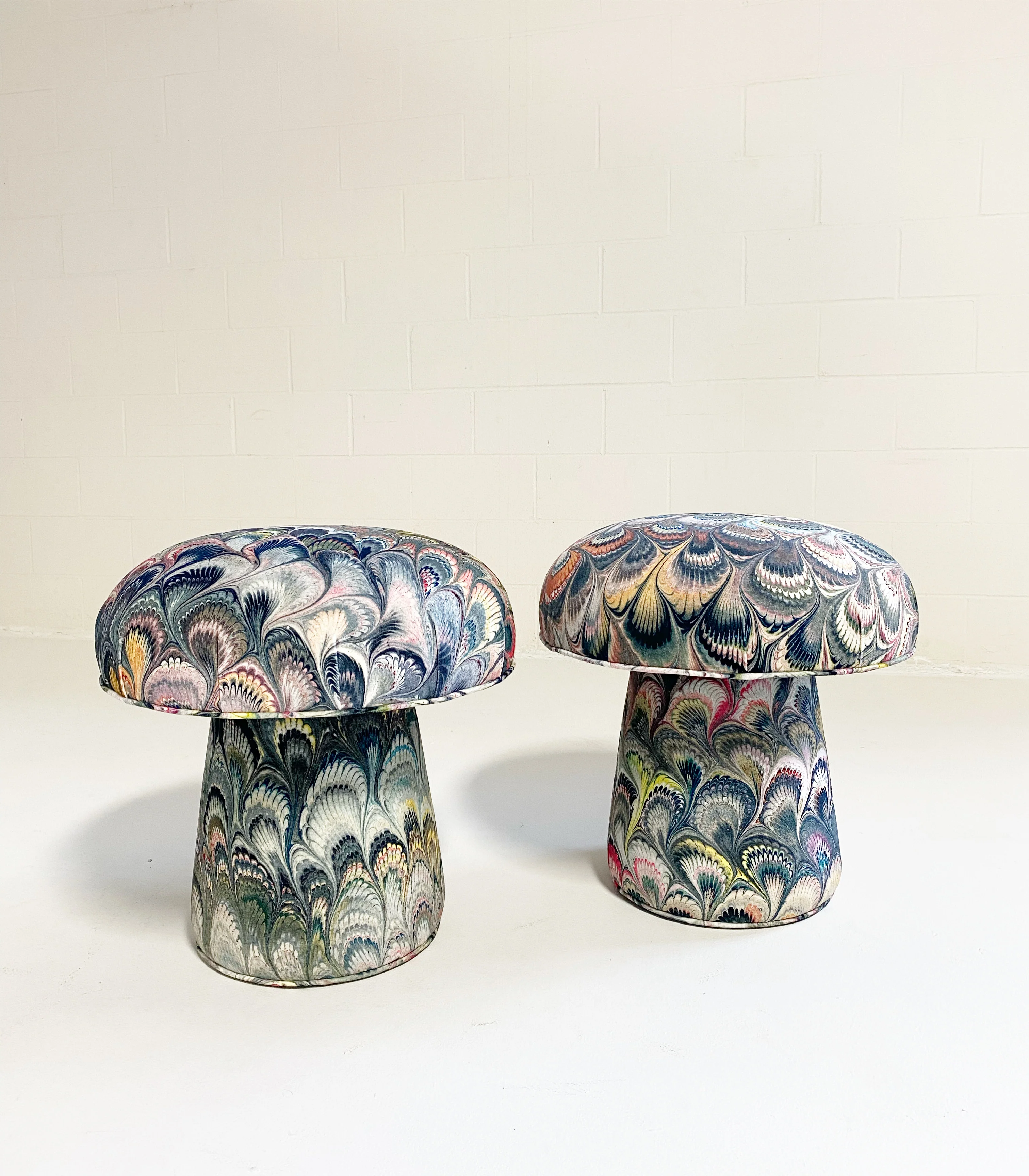 The Forsyth Mushroom Pouf in Beata Heuman Marbleized Velvet - Image 9