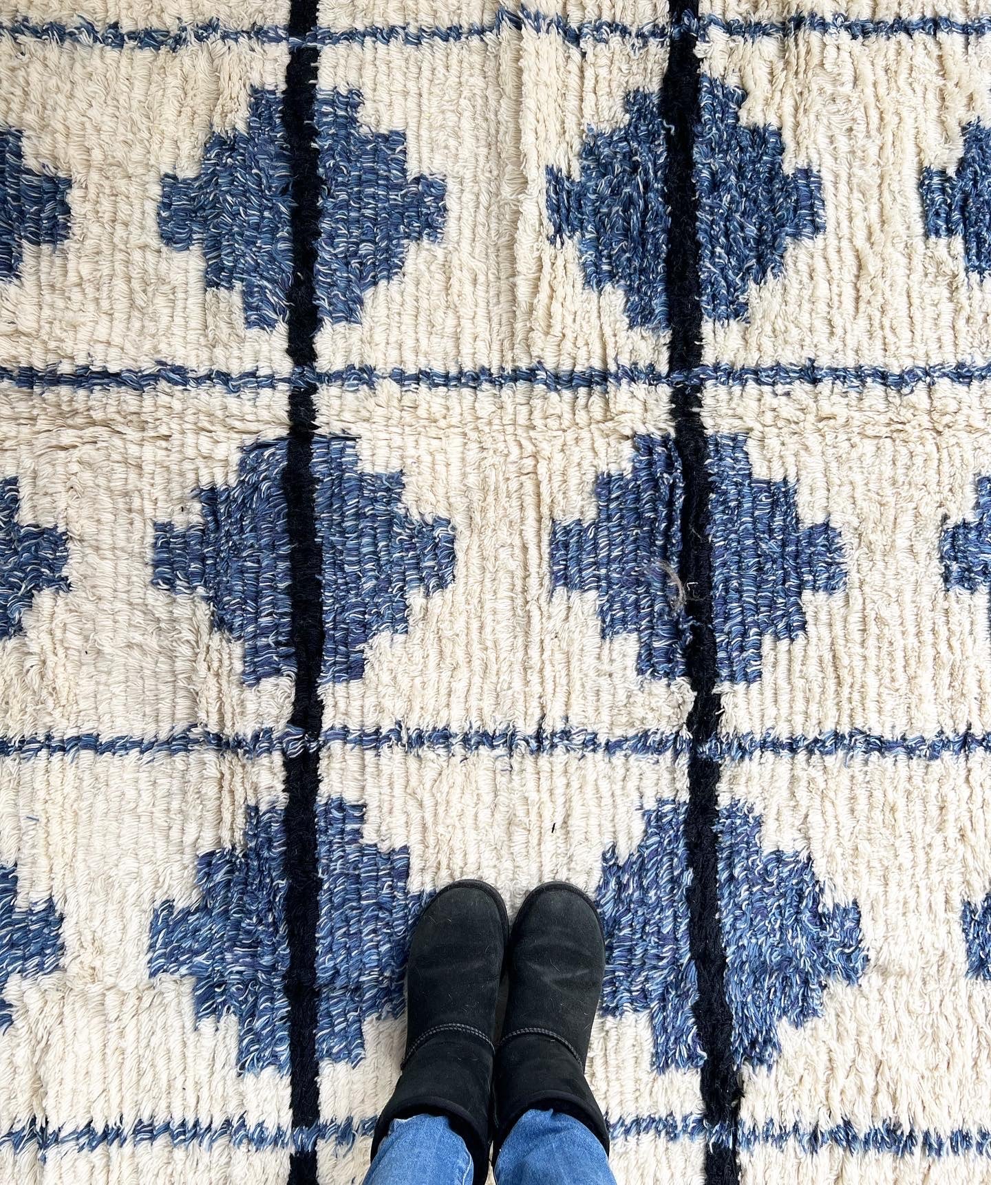 The Shaggy Tile Rug - Blue and Cream - Image 7