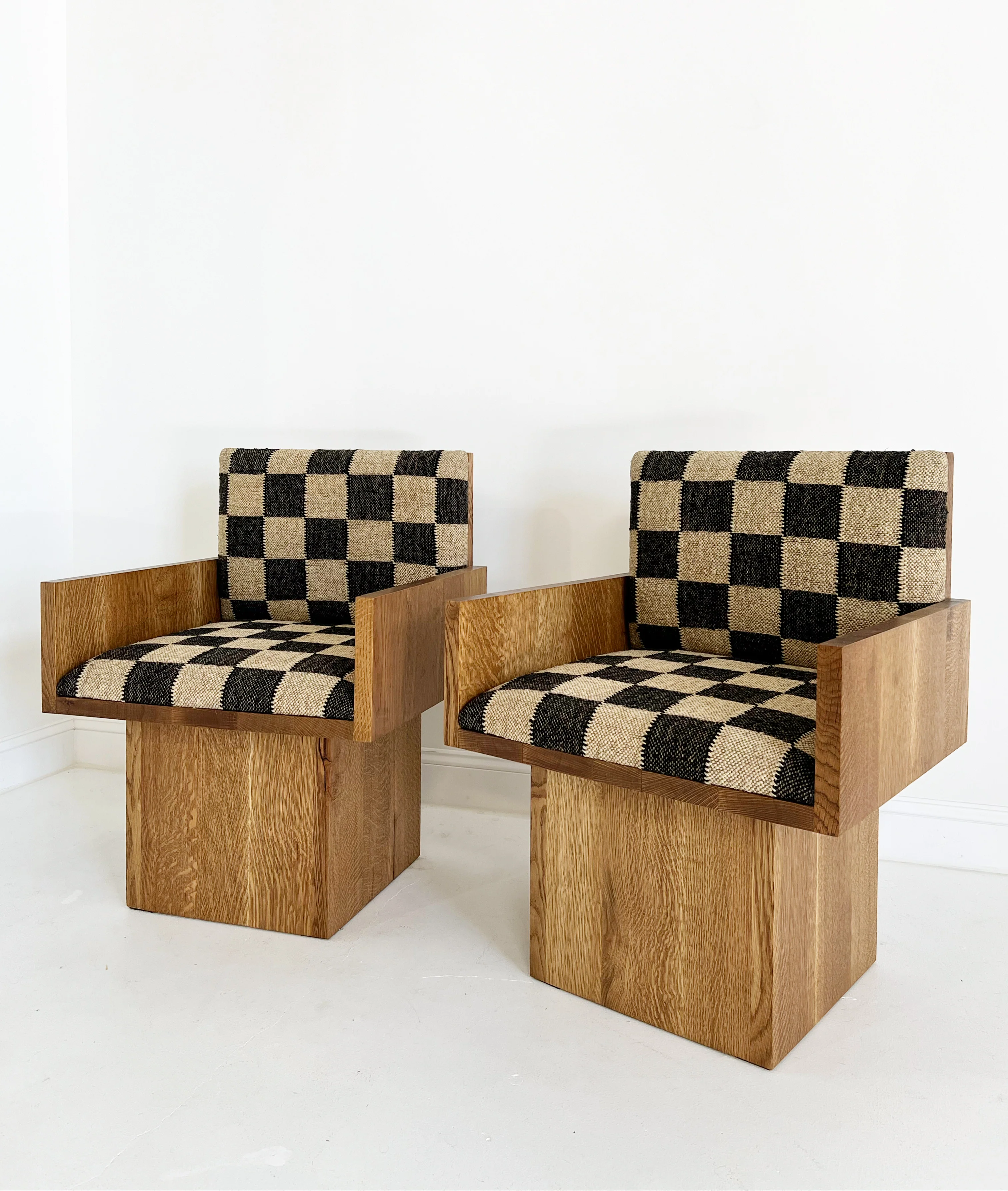 The JMF Chair - Image 5