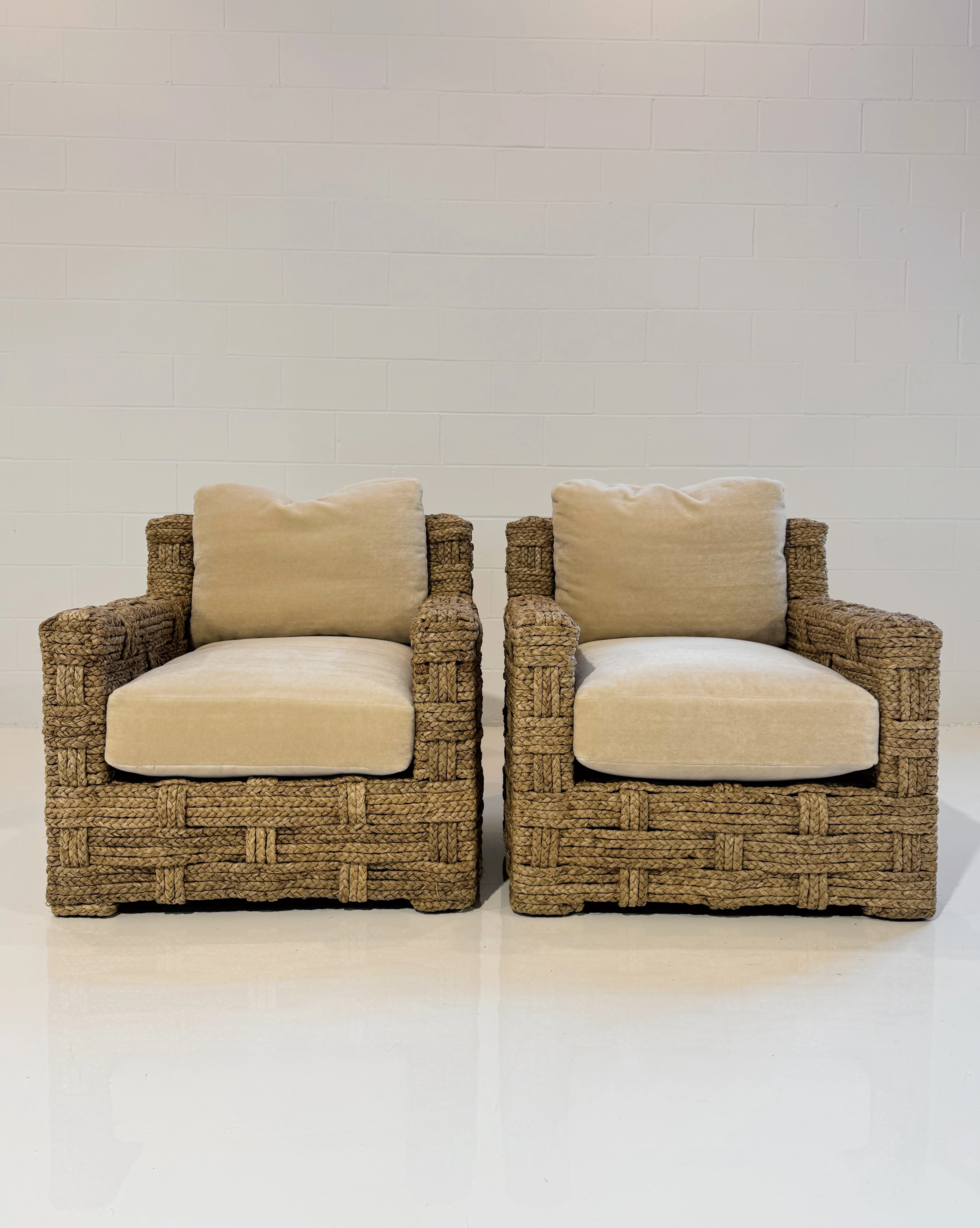 The Rope Lounge Chair with Pierre Frey Teddy Mohair Cushions - Image 2