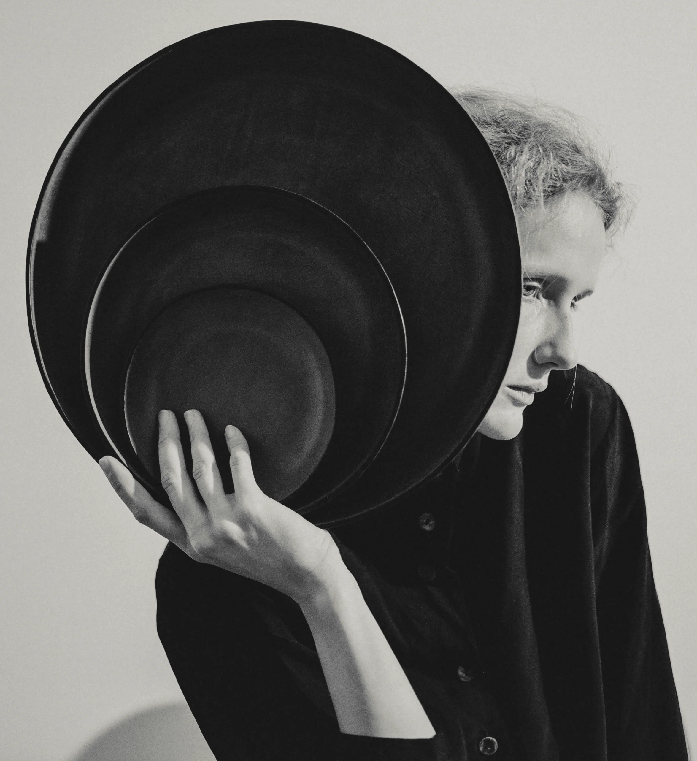The Tray Set in Molded Leather - Black - Image 6