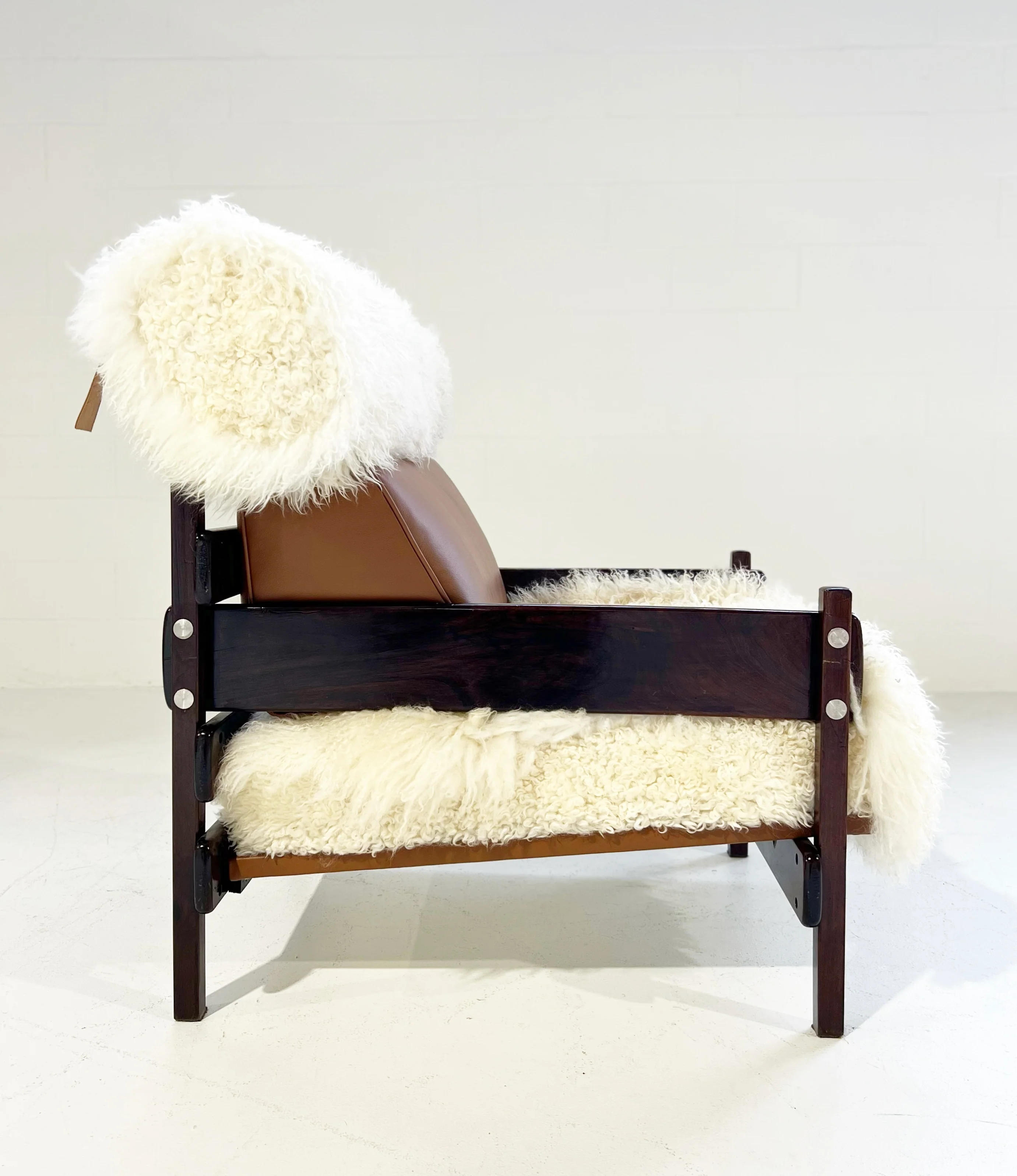 Tonico Chair in Gotland Sheepskin and Loro Piana Leather - Image 6