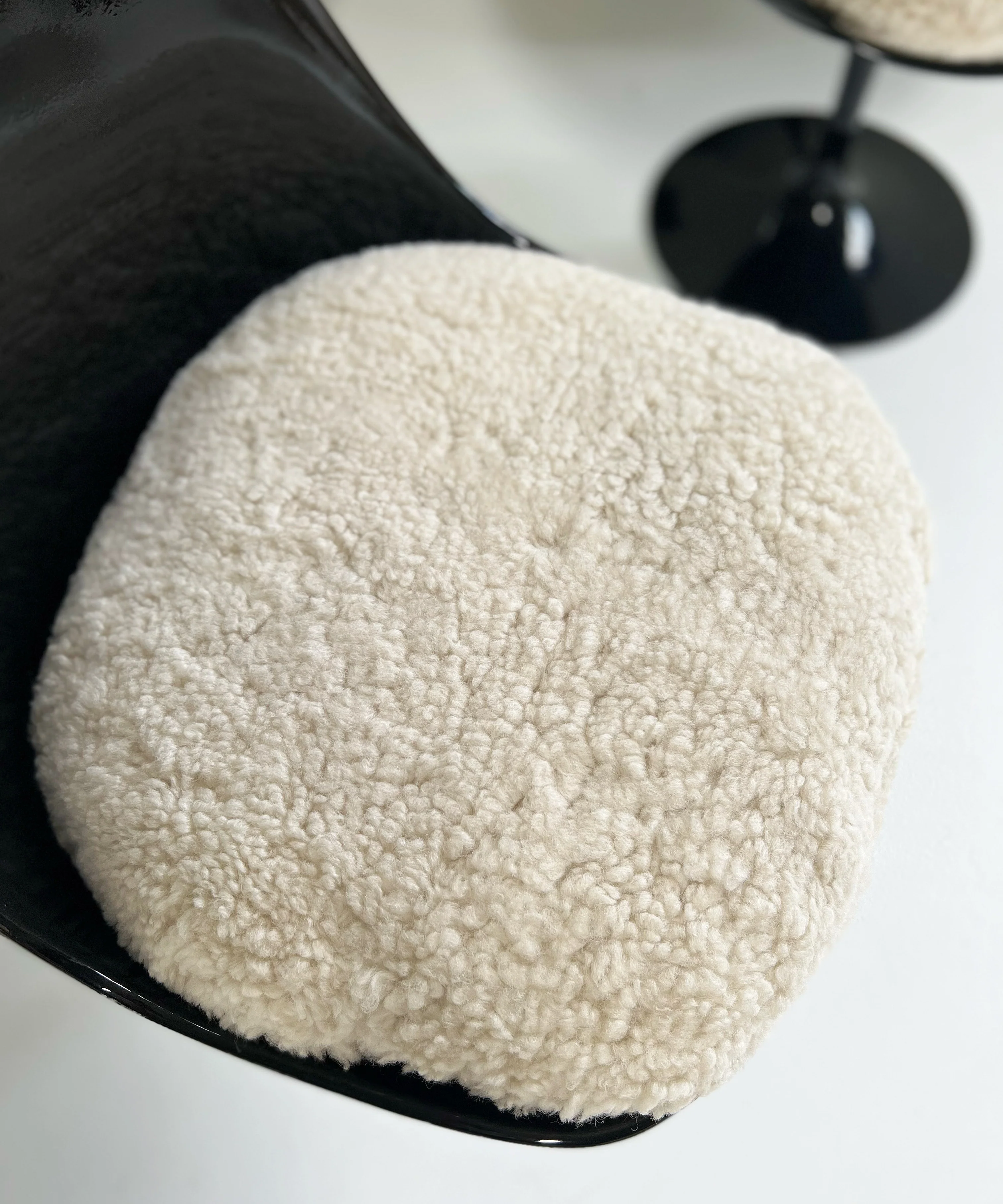 Tulip Chairs with Custom Shearling Cushions, Set of 6 - Image 7