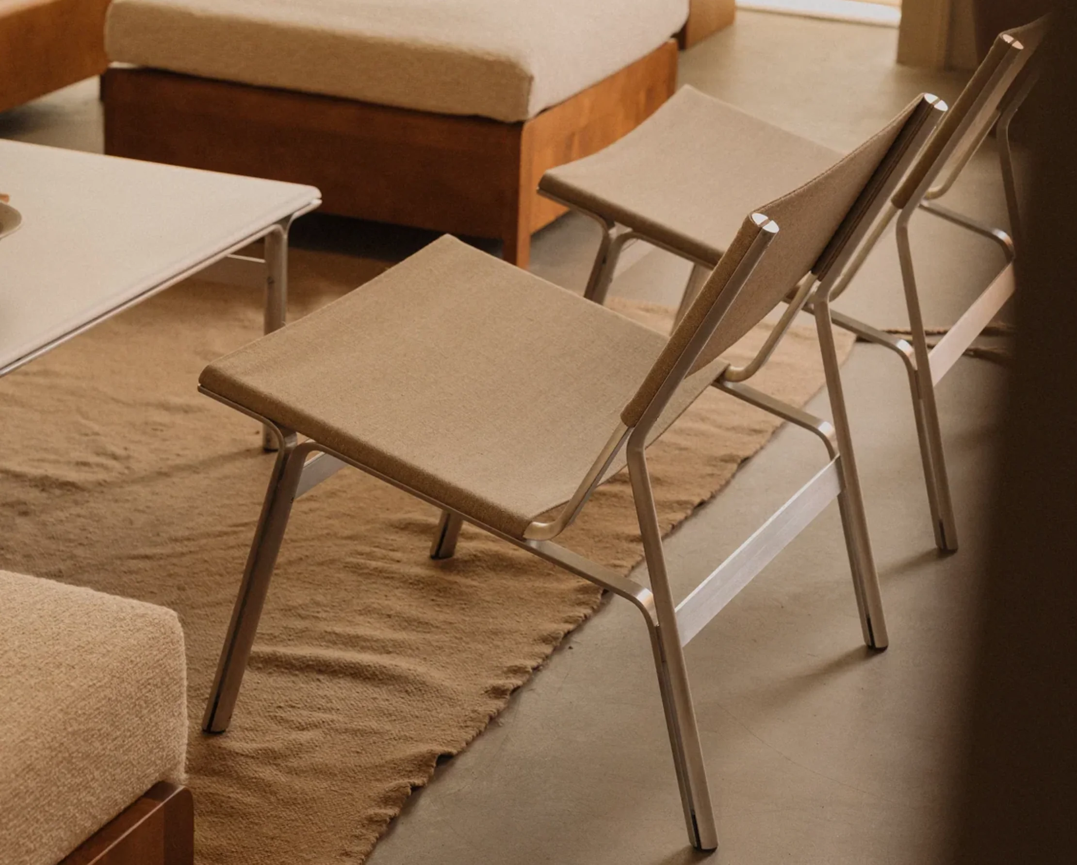 Union Easy Chair | Linen - Image 2