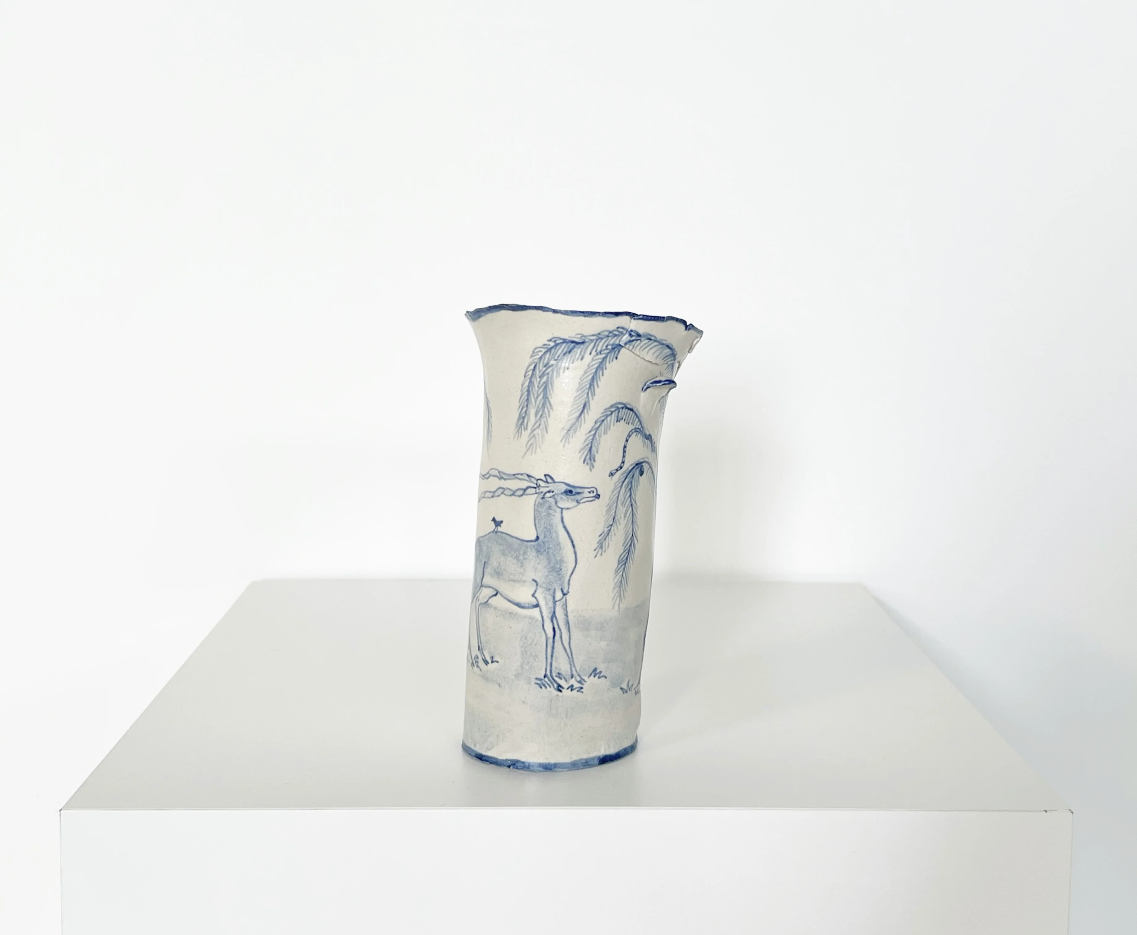 The Conversation Between Strangers Vase