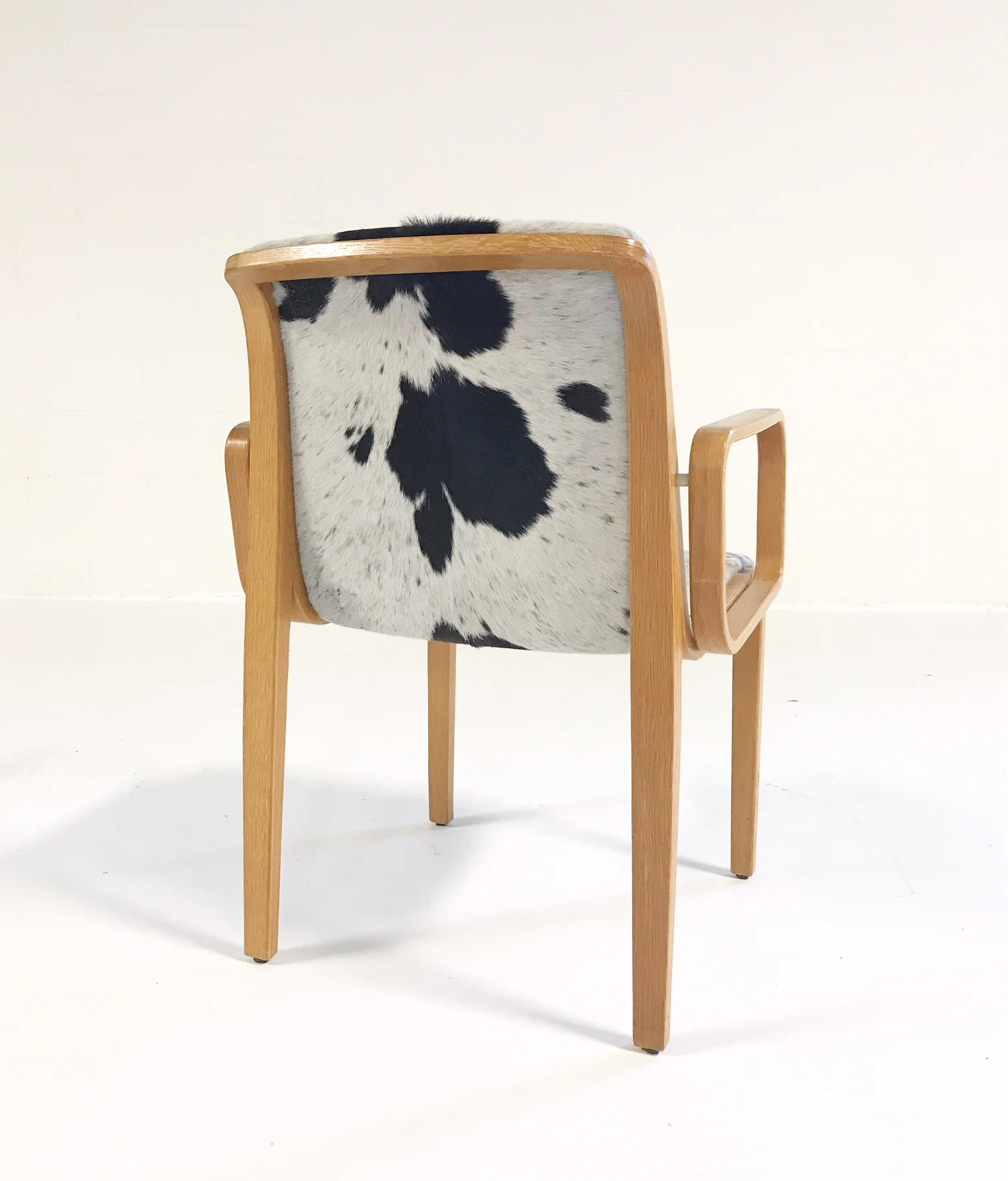 Armchair in Brazilian Cowhide - Image 5