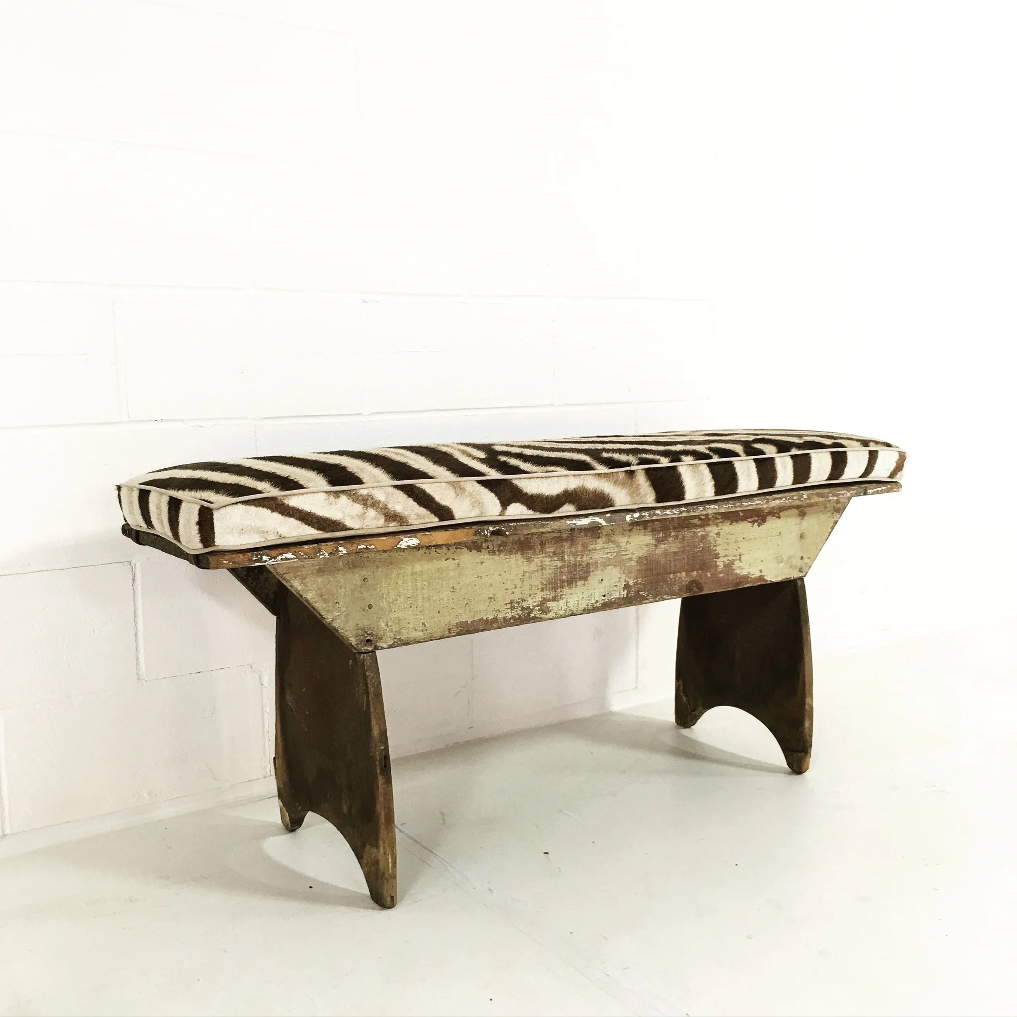 Farmhouse Bench with Zebra Cushion