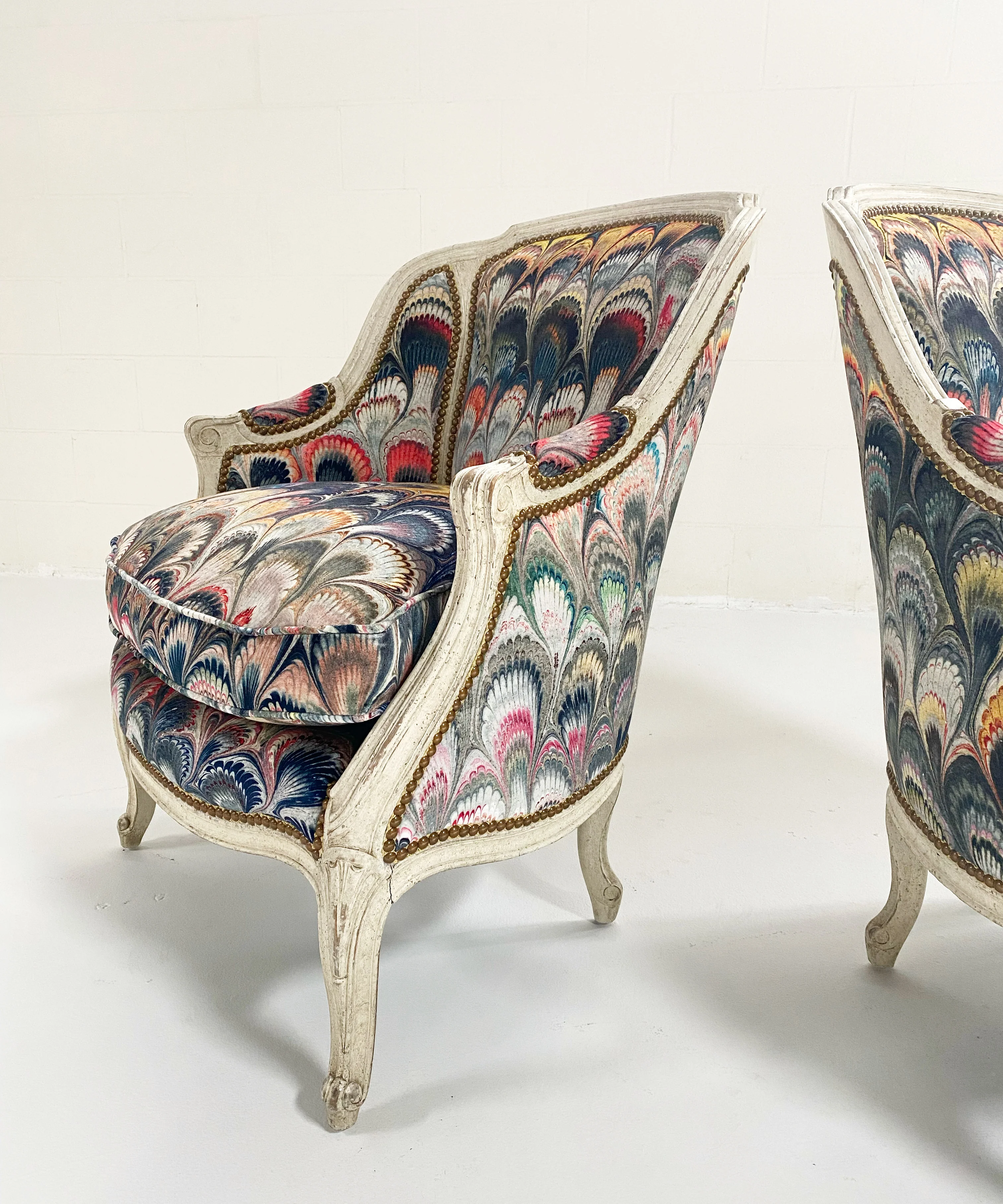 Vintage French Armchairs in Beata Heuman Marbleized Velvet, Pair - Image 8