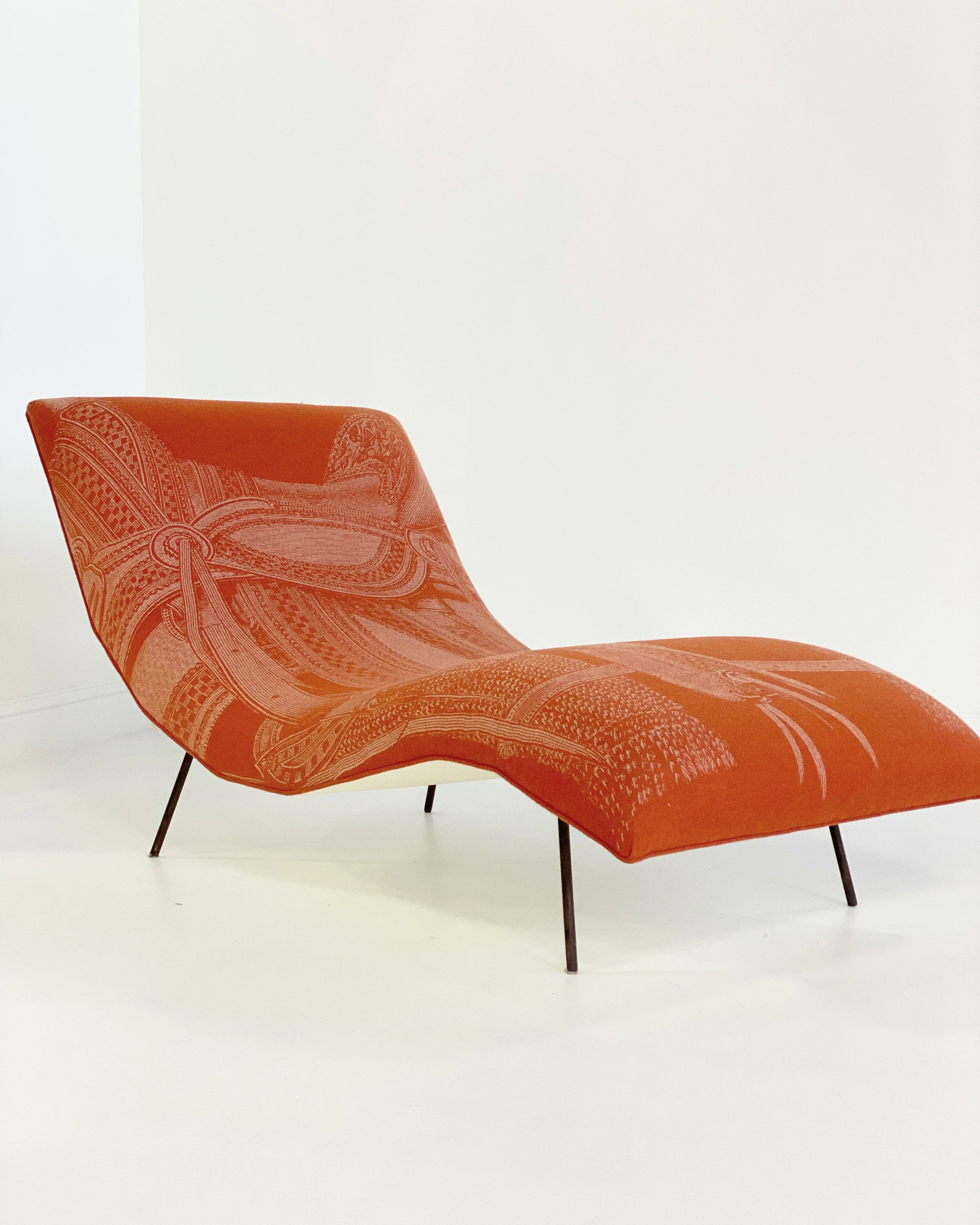 Wave Chaise Lounge in Hermès Blanket and Ivory Leather - Image 2