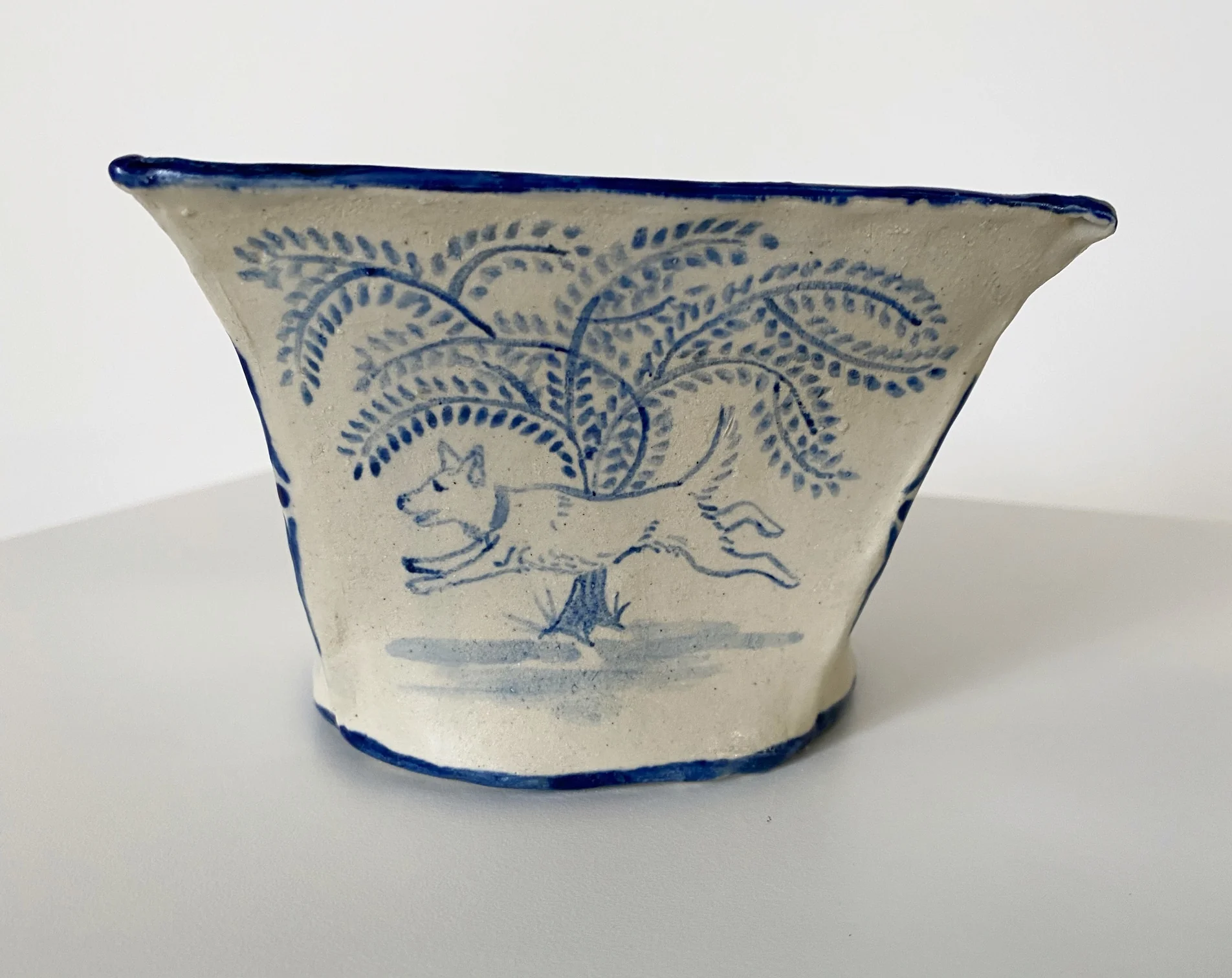 Who's Chasing Who Vase - Image 10