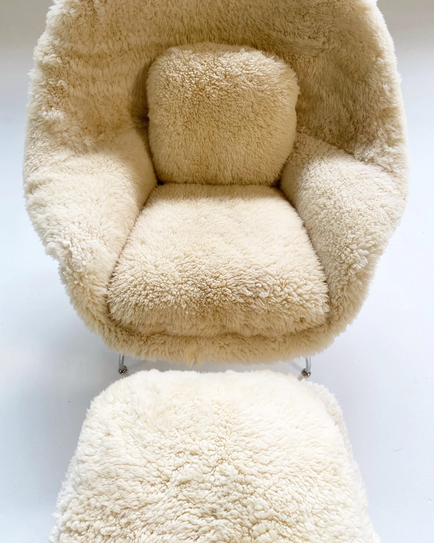 Bespoke Womb Chair and Ottoman in California Sheepskin - Image 5