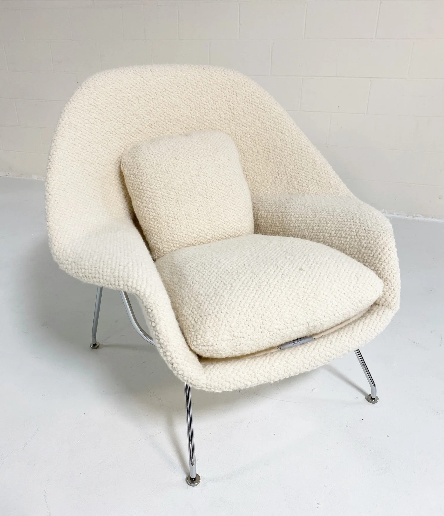 Bespoke Womb Chair and Ottoman in Dedar Boucle - Image 4