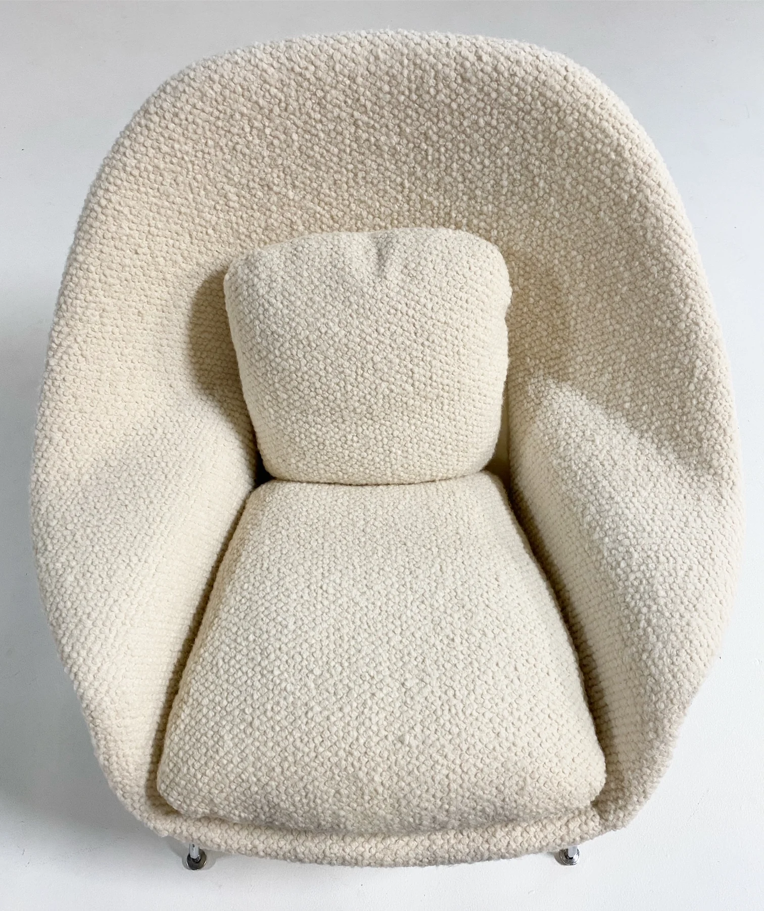 Bespoke Womb Chair and Ottoman in Dedar Boucle - Image 7