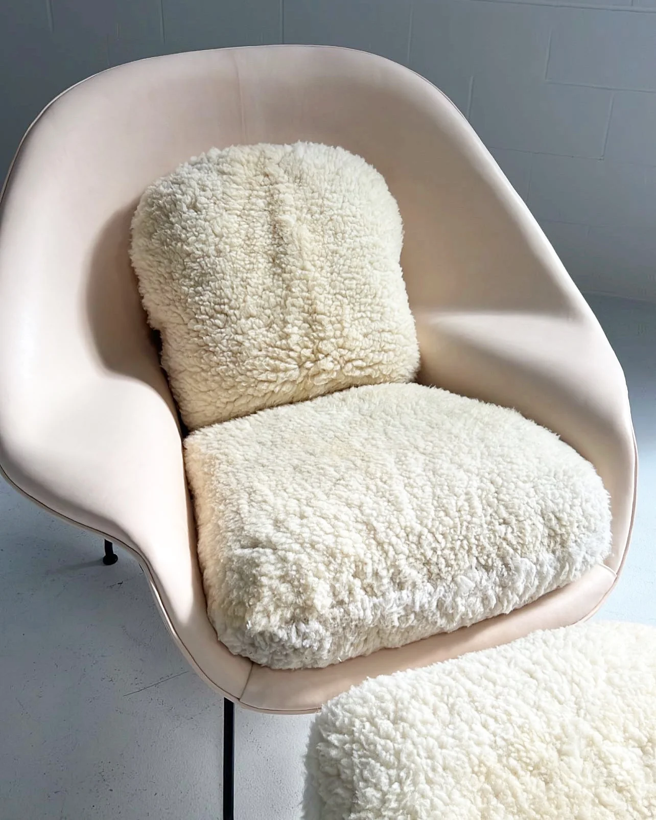 One-of-a-Kind Womb Chair and Ottoman in Leather and Sheepskin - Image 12