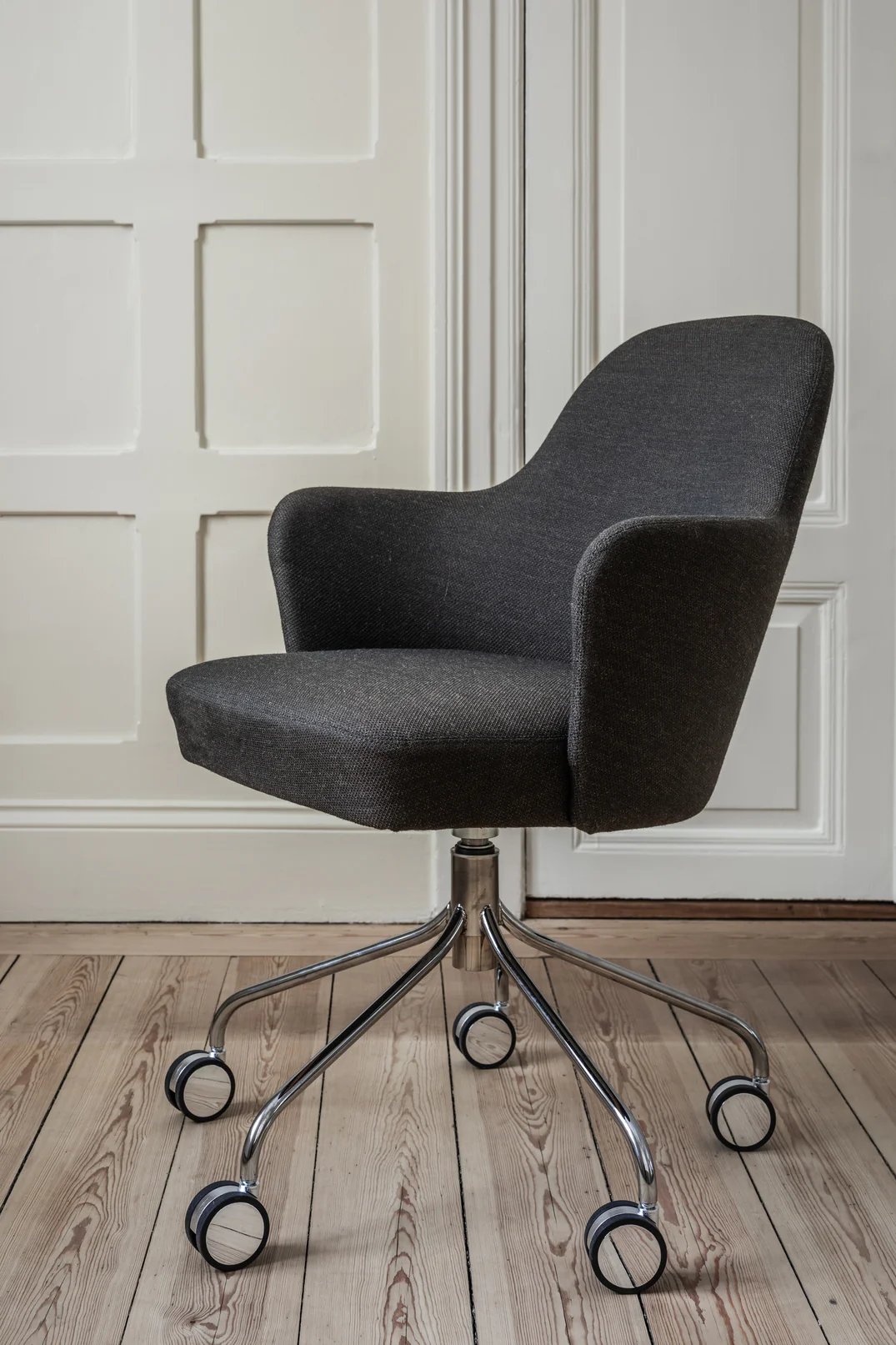 Zen New York Armchair - Swivel Base - Image 2
