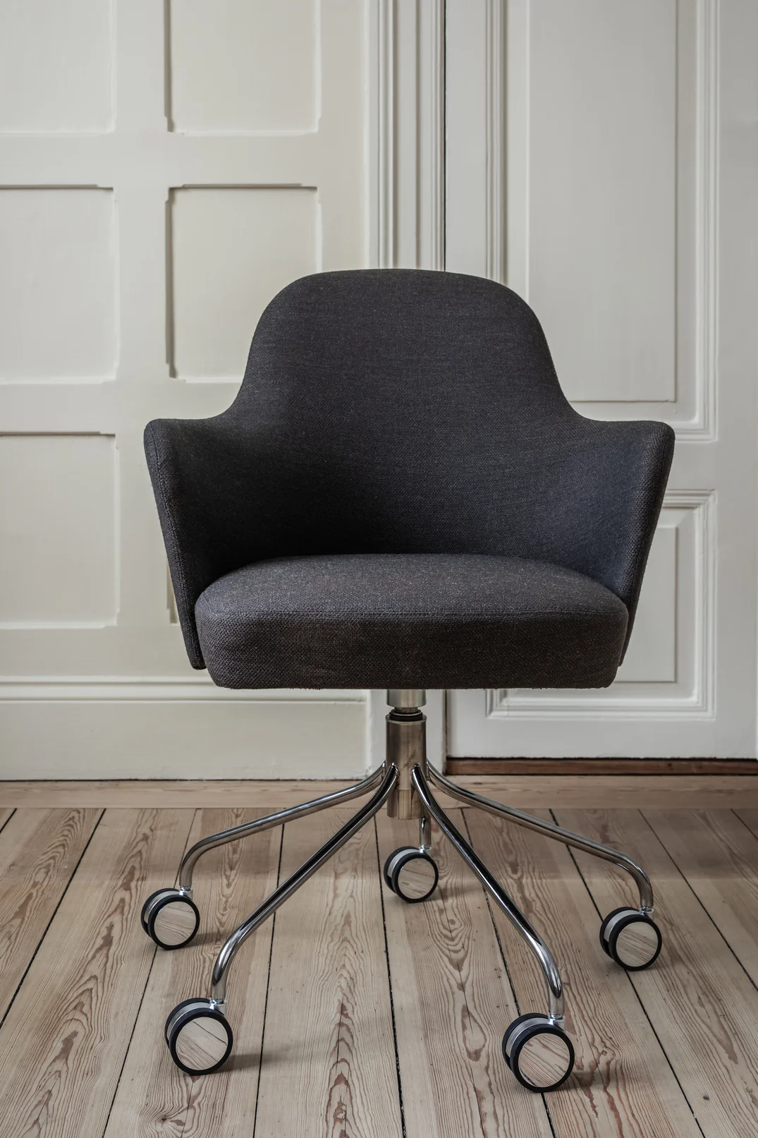 Zen New York Armchair - Swivel Base - Image 3